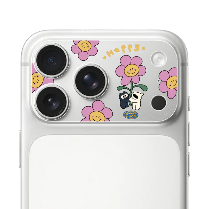 HODA 滿版鏡頭底座霧面保護貼阿耀與黑寶 iPhone17Pro 微笑花朵 (1203)