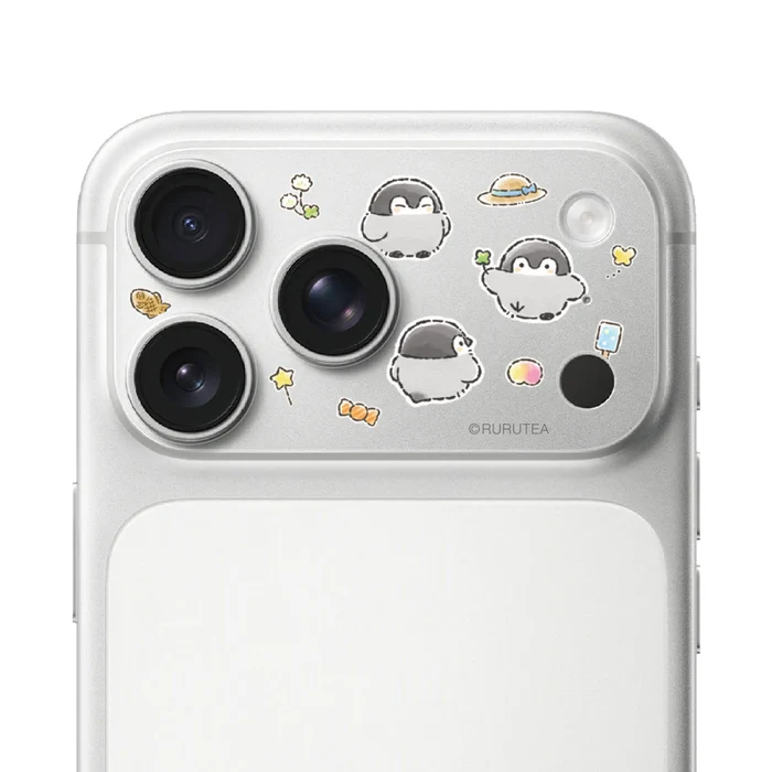 HODA貼_滿版鏡頭底座霧面保護貼正能量企鵝 iPhone18Pro 蔚藍假期 (9106)